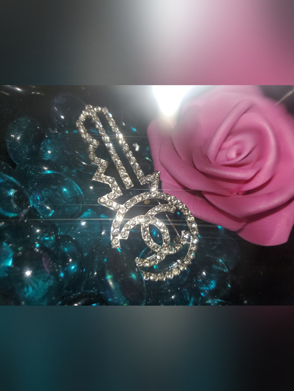 Rhinestone Interlocking C Pendant  - Silver Sparkle
